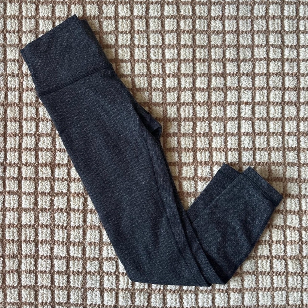 Lululemon Gray Textured Leggings
